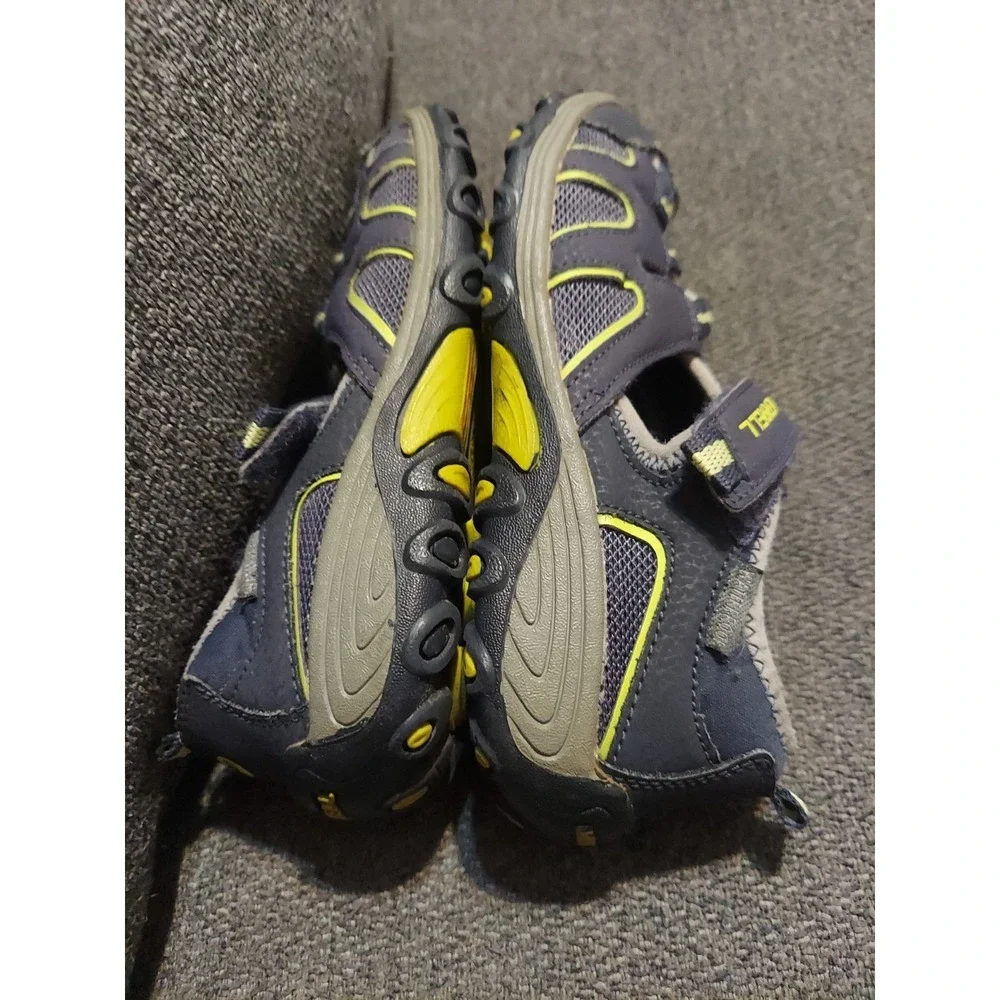 Merrell hydro h2o